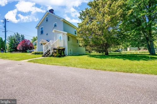 1175 Fairview Ave, Blue Bell PA  19422-1817 exterior