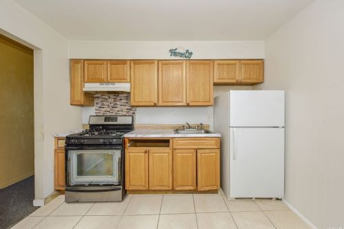 270 State Ave, Wheatley Heights NY  11798-4313 exterior
