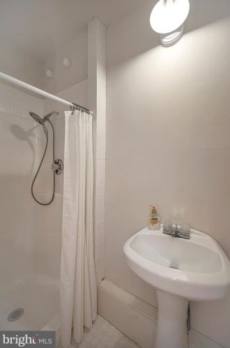 34156 Indiantown Rd, Locust Grove VA  22508-2221 exterior