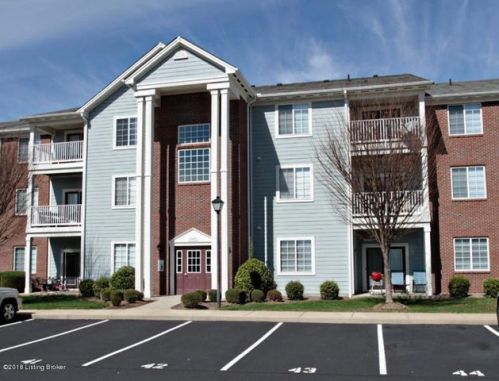 12100 Redspire Dr, Louisville, KY 40299-6144