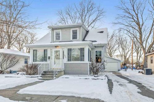 1808 11th Ave, Green Bay, WI 54304-3742