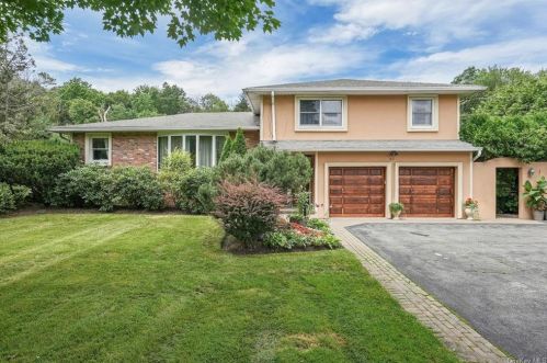 41 Shear Hill Rd, Mahopac, NY 10541-4519