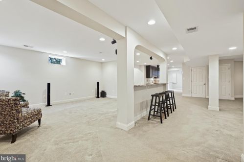 3211 Winter Sun Ter, Herndon VA  20171-1939 exterior