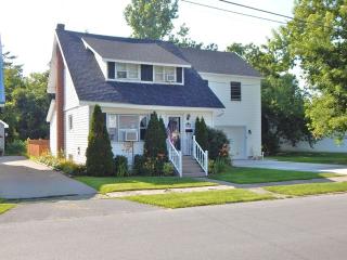 235 Indiana Ave, Watertown, NY 13601-2957