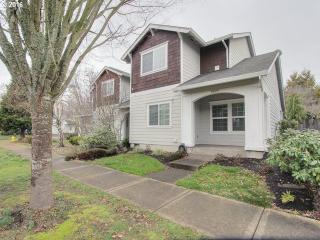 22685 Birch St, Beaverton, OR 97124-6684