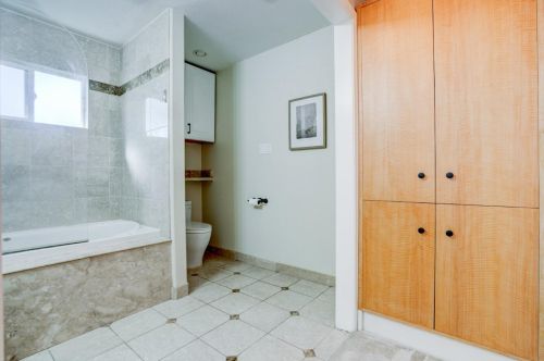 101 De Soto Way, San Bruno CA  94066-4719 exterior