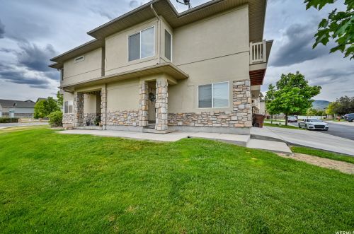 6637 Merlot Way, Taylorsville, UT 84081-5066