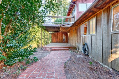 3932 Harrison Grade Rd, Sebastopol CA  95472-9359 exterior