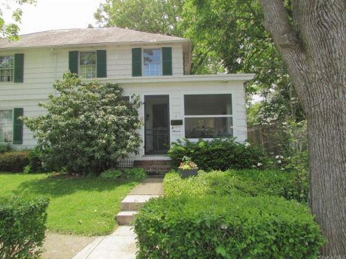 11 Norton St, Newburgh, NY 12550-4308
