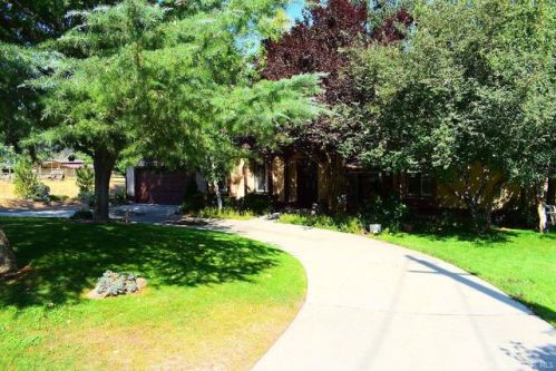 22941 Homestead Way, Tehachapi CA  93561-7431 exterior