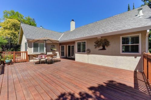 102 Seafarer Ct, Folsom CA  95630-2332 exterior