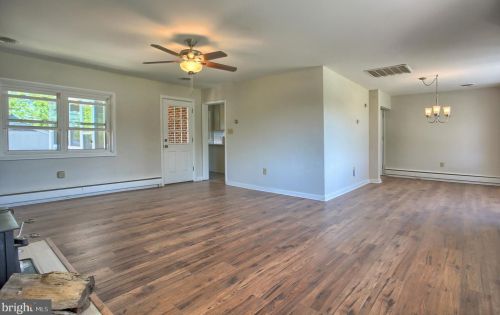 5526 Rodgers Ave, Harrisburg PA  17112-2574 exterior