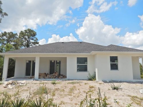 409 Columbus Blvd, Lehigh Acres FL  33974-4708 exterior