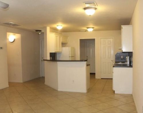 1710 Longview St, Conroe TX  77301-4078 exterior