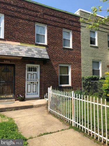 840 19th St, Washington, DC 20002-4002