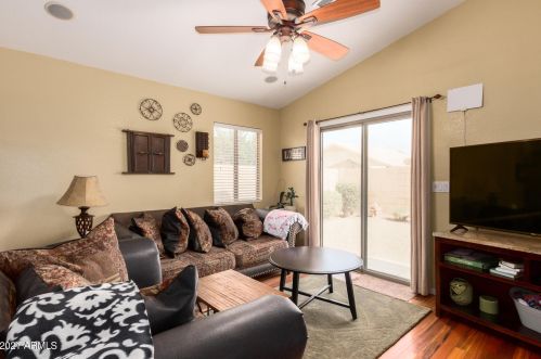 15719 Elm St, Sun City AZ  85374-4345 exterior