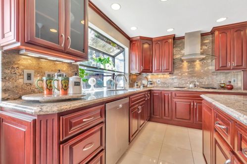 1066 Cross Springs Ct, San Jose CA  95120-1516 exterior