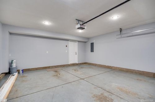 2736 Greystoke Dr, Xenia OH 45385-5719 exterior