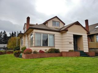 3708 34th St, Tacoma, WA 98407-6024