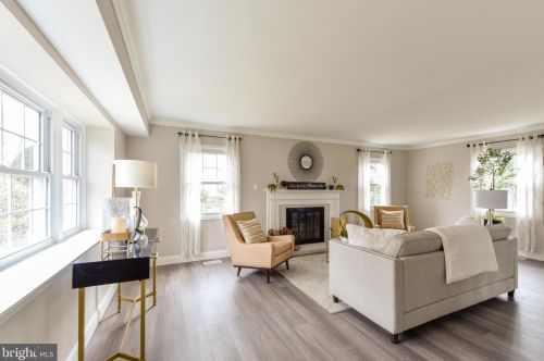 23 Topeka Pass, Willingboro NJ  08046-4111 exterior