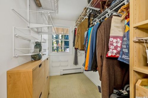 263 Lower Rocky Point Rd, Miller Place NY  11764-1650 exterior