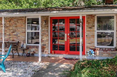 604 Park Blvd, Oldsmar, FL 34677-3610