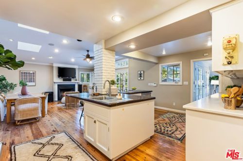 1125 Old Topanga Canyon Rd, Topanga CA  90290-3825 exterior