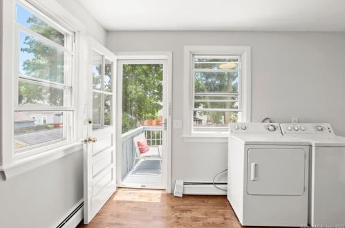 719 Queen St, Bridgeport CT  06606-3379 exterior