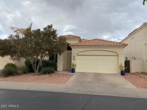 3322 Ross Dr, Chandler, AZ 85226-2354