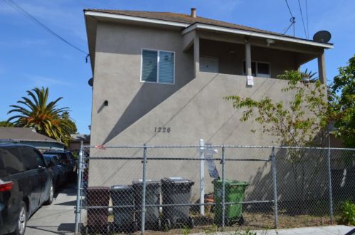 1226 81st Ave, Oakland CA  94621-2413 exterior