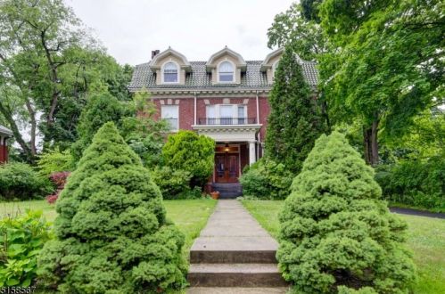 33 Stanley Rd, South Orange, NJ 07079-2628