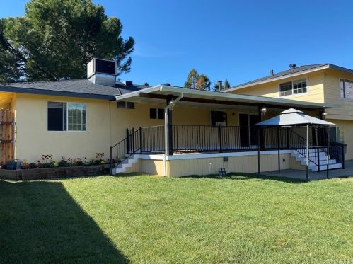 11 Glen Cir, Oroville CA  95966-9250 exterior