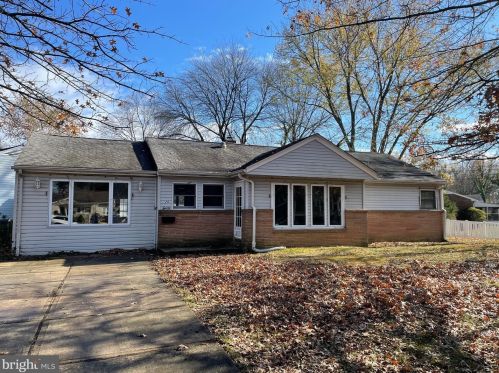 20 Weer Cir, Wilmington, DE 19808-5762