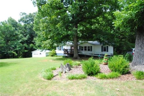 1137 Rainbow Rd, Redland, NC 27006-6717