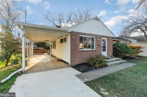 1806 Brandt Ave, Rudytown, PA 17070-1407