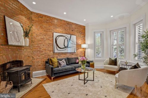 1422 Monroe St, Washington, DC 20017-2915