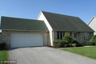 1909 Appleyard Dr, Chambersburg, PA 17202-3033