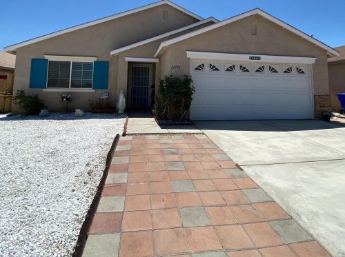 11959 Luna Rd, Victorville, CA 92392-1209