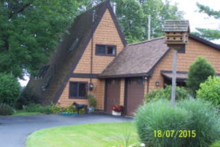20 Eagle Acres Rd, Chazy Landing, NY 12921-1925