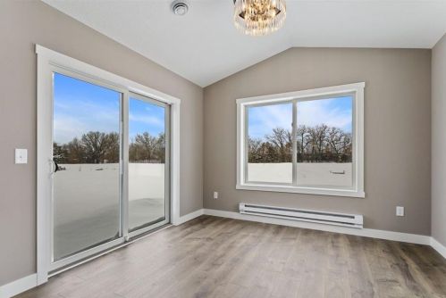 648 Kreekview Dr, East Farmington WI  54020-5860 exterior