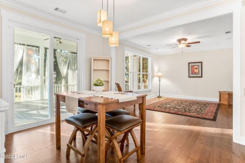 700 Sunset Cir, Beaufort SC  29906-9426 exterior