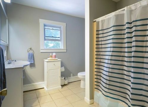 68 Old Homestead Hwy, Keene NH 03431-4449 exterior