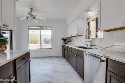 7204 Camino Vecino, Tucson AZ 85715-3418 exterior