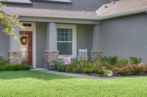 1527 Teddington St, Deland, FL 32720-0873