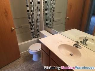 10990 Lexington Dr, Edina MN  55344-4911 exterior
