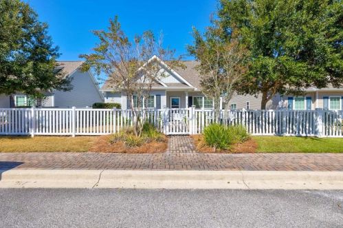 62 Nelly St, Freeport FL  32439-7615 exterior