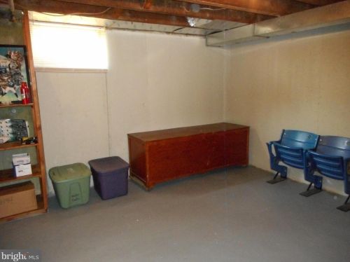 330 Pine St, Manor PA  19036-1008 exterior