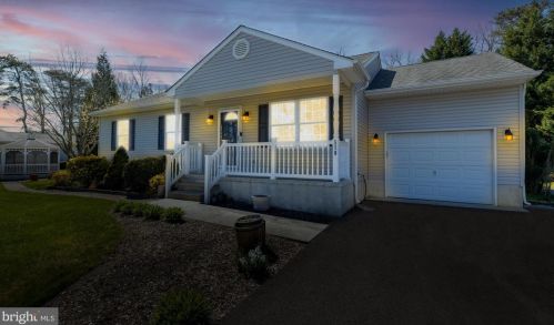 519 Evergreen Ave, Berlin Boro, NJ 08009-9447