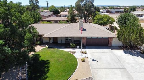 14545 Luna Rd, Victorville, CA 92392-9486