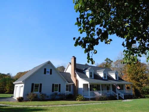 3207 L P Bailey Memorial Hwy, Halifax VA  24558-2905 exterior